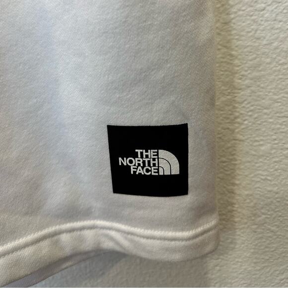 The North Face Box NSE Short Men’s Size Medium Drawstring Standard Fit White NWT - Picture 2 of 11